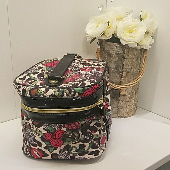Betsey Johnson Cosmetic bag - Picture 2 of 5